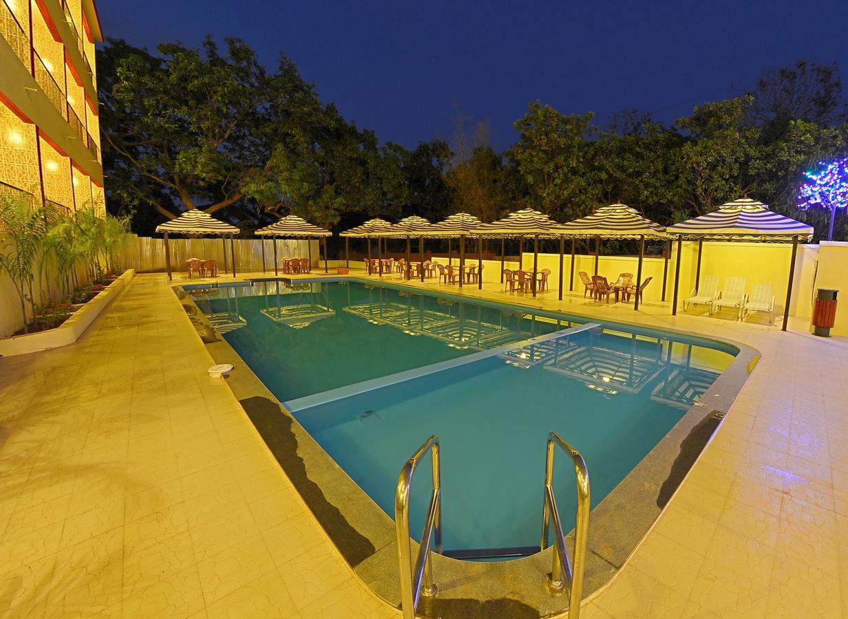 Grand Goa Exotica Hotell Guirim Eksteriør bilde