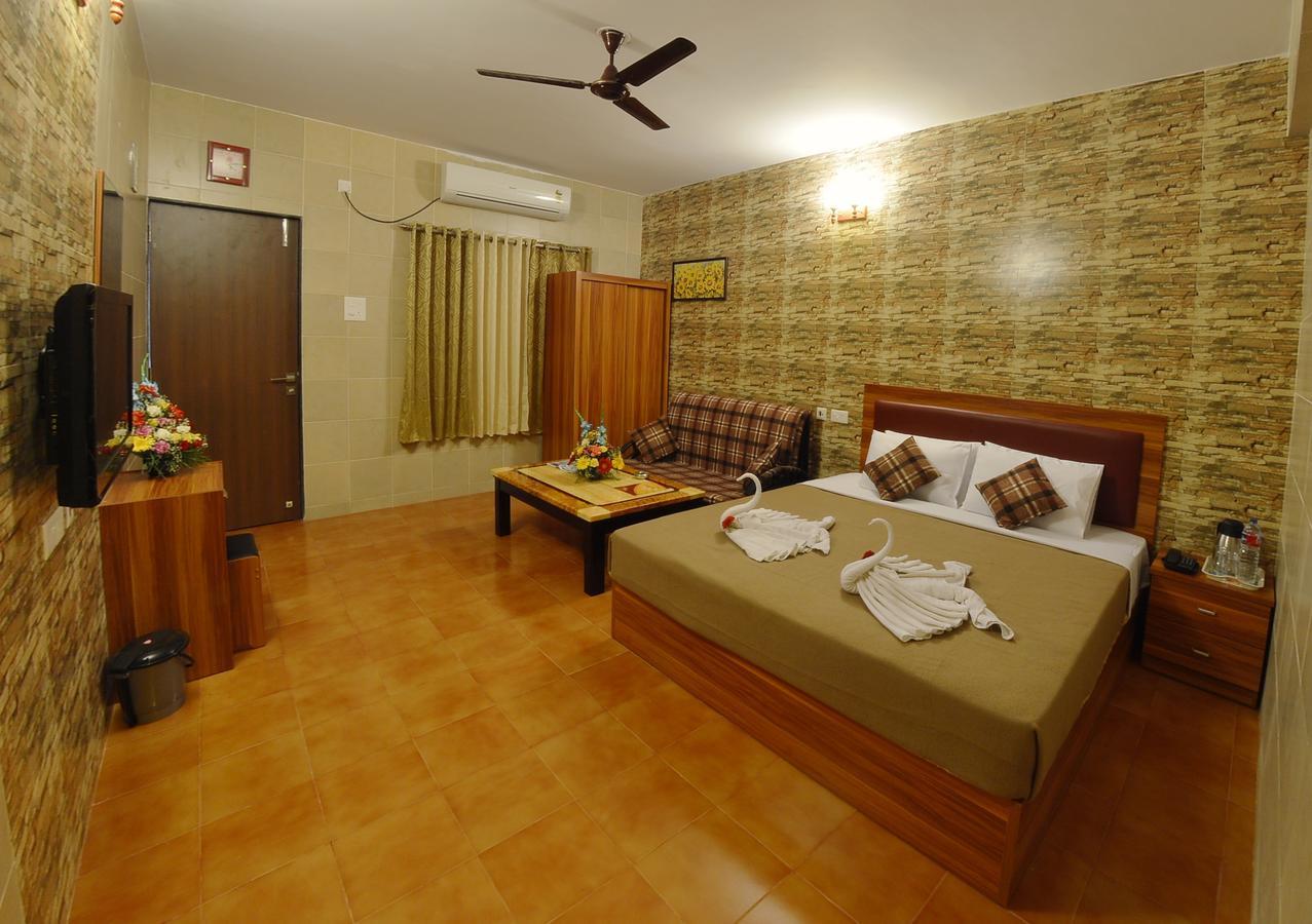 Grand Goa Exotica Hotell Guirim Eksteriør bilde